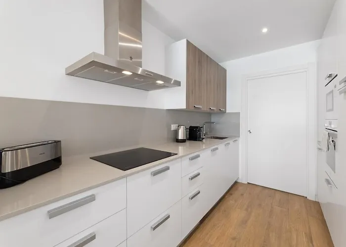 Вілла Monarch *