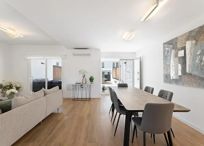 Вілла Monarch *